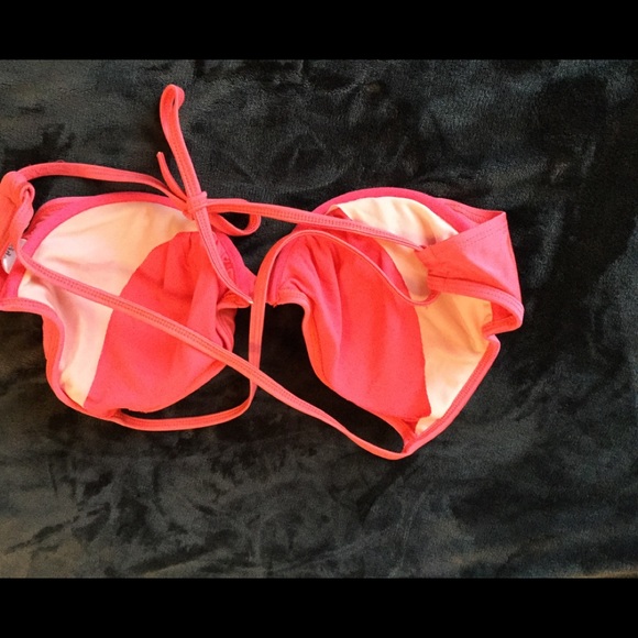 Bright pink swim suit - Picture 5 of 5